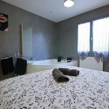 Magnifique Avec Piscine Chauffee Pres De La Citee * Carcassonne